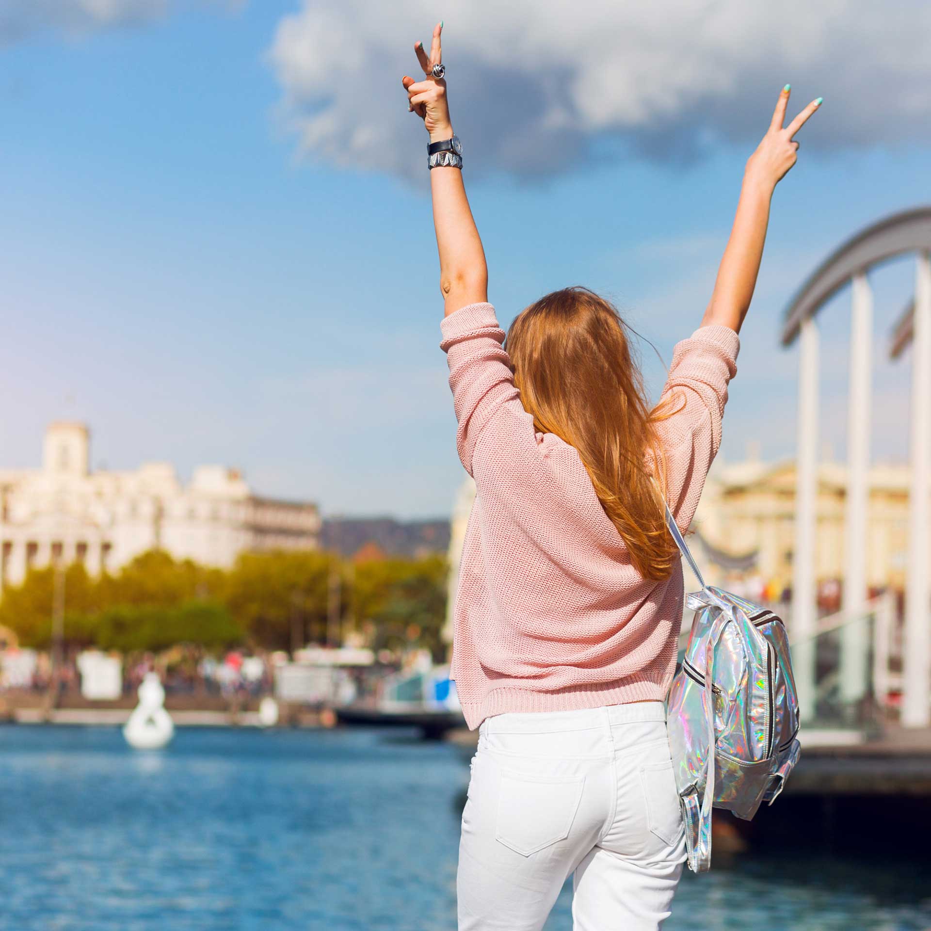 Love host travel Img