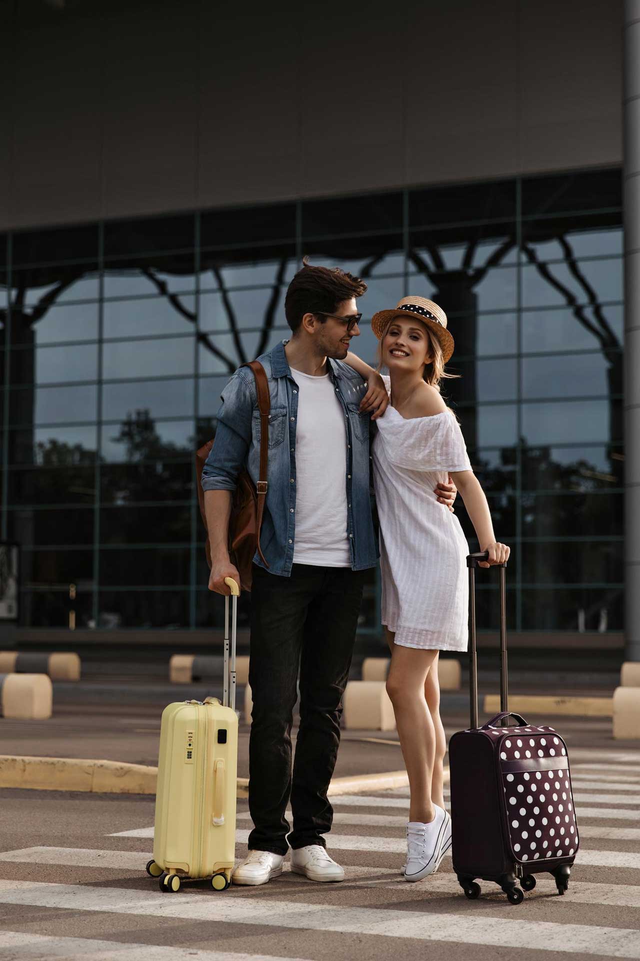 Love host travel Img